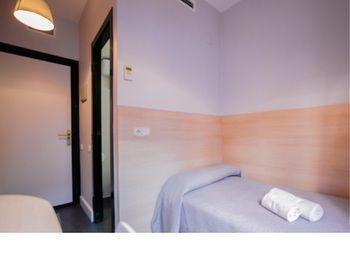 Residencia Universitaria San Agustin Barcelona Eksteriør bilde