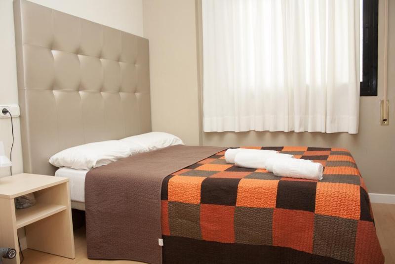 Residencia Universitaria San Agustin Barcelona Eksteriør bilde